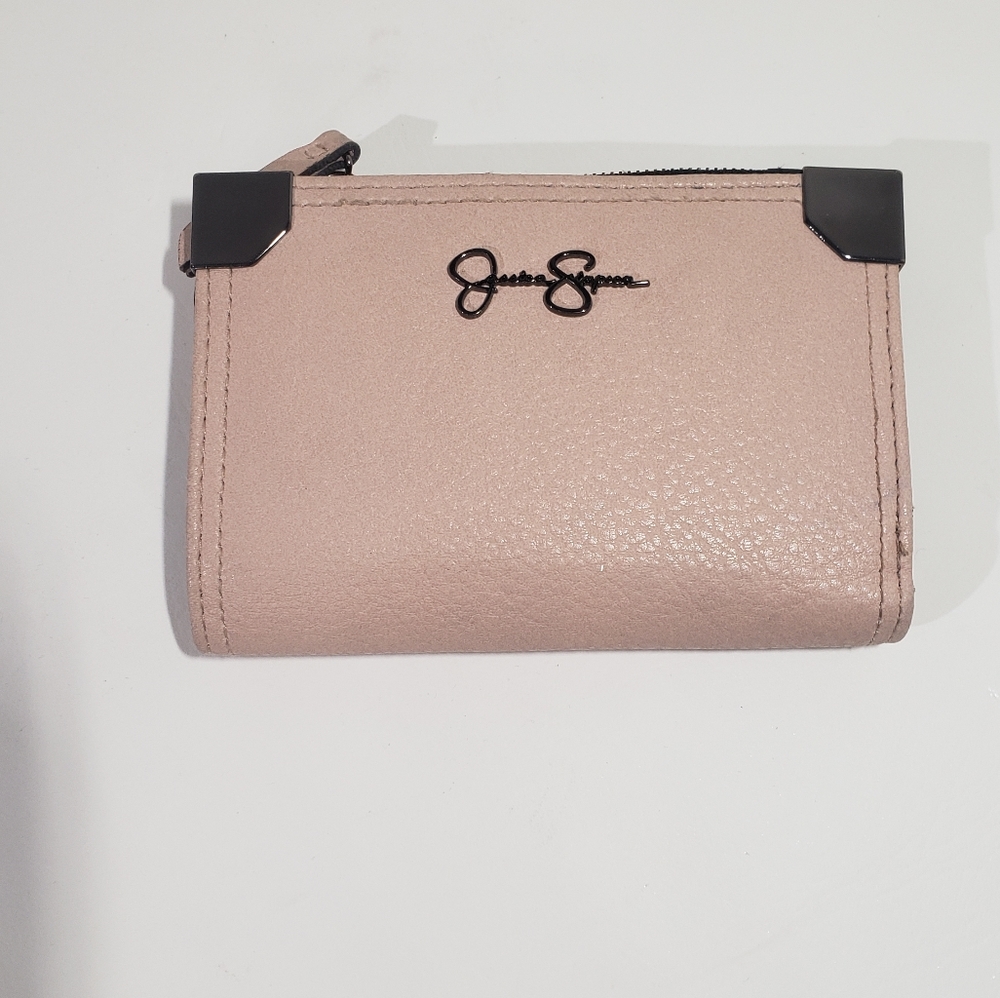 Jessica Simpson wallet